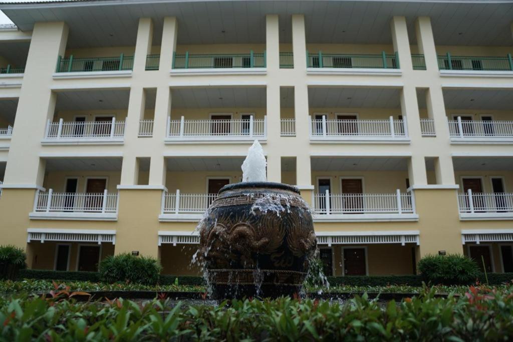 The One Residence Hotel Bangkok Exterior foto