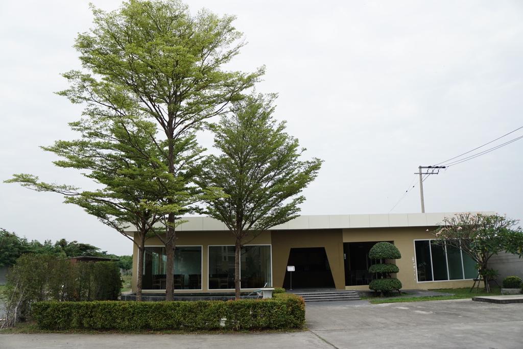 The One Residence Hotel Bangkok Exterior foto