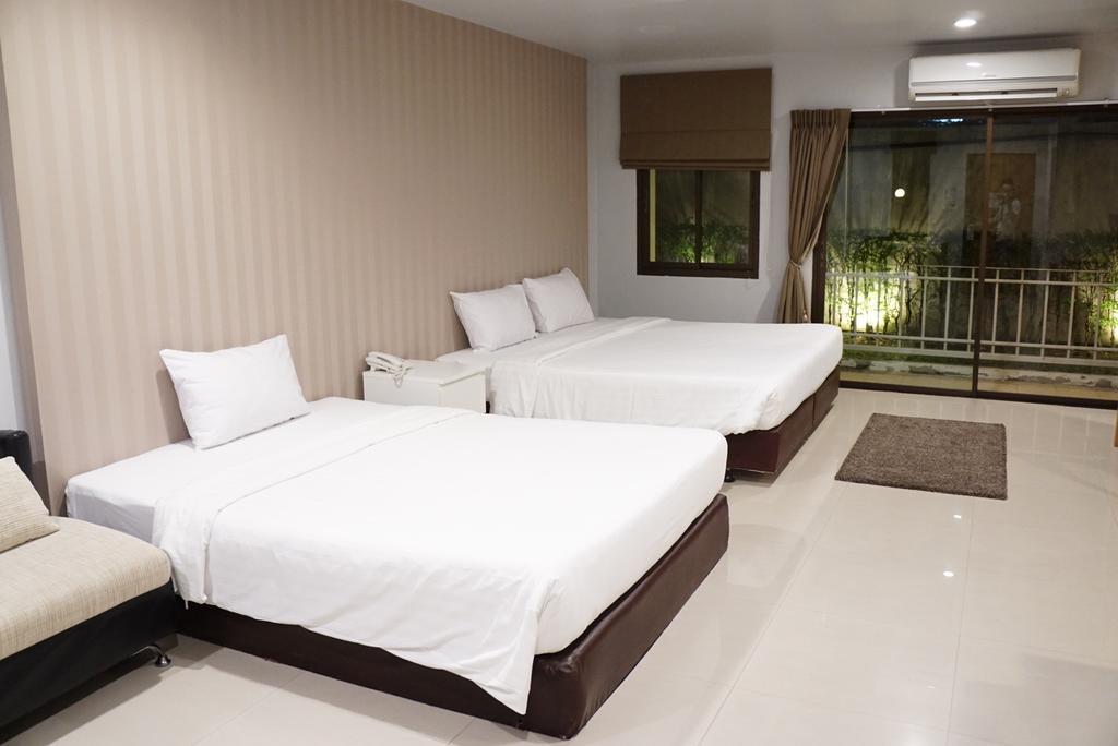 The One Residence Hotel Bangkok Exterior foto