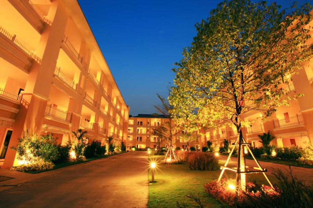 The One Residence Hotel Bangkok Exterior foto